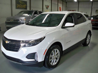 Used 2024 Chevrolet Equinox LT w/ LPO, Floor Liner Package image 1