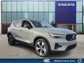 New 2026 Volvo XC40 B5 Plus image 1