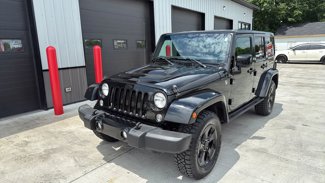 Used 2015 Jeep Wrangler Unlimited Sahara image 1