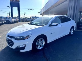 Used 2021 Chevrolet Malibu LS w/ Driver Confidence Package II image 1