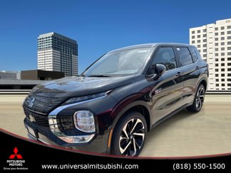 New 2025 Mitsubishi Outlander 4WD Plug-In Hybrid image 1
