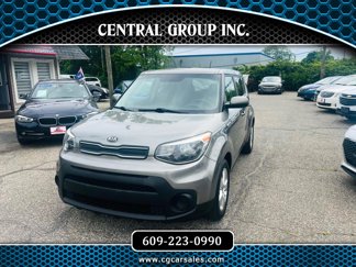 Used 2018 Kia Soul w/ Convenience Package image 1