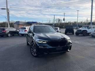 Used 2021 BMW X5 xDrive40i w/ M Sport Package image 1