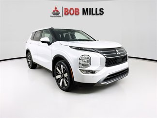 New 2025 Mitsubishi Outlander SE image 1