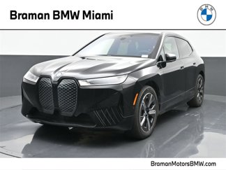 Used 2025 BMW iX xDrive50 image 1