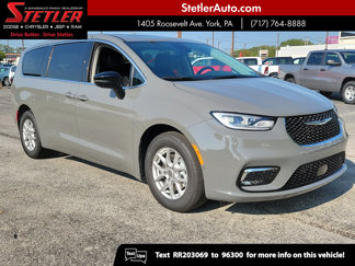 New 2024 Chrysler Pacifica Touring-L image 1