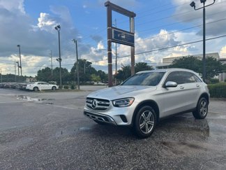 Used 2020 Mercedes-Benz GLC 300 image 1