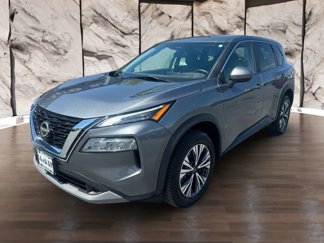 Used 2023 Nissan Rogue SV image 1