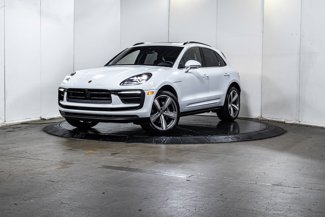 Used 2025 Porsche Macan image 1