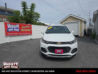 Used 2022 Chevrolet Trax LT w/ LT Convenience Package image 1