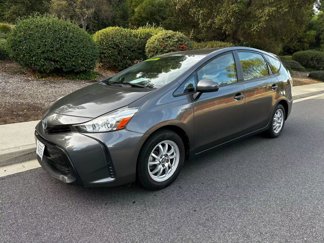 Used 2017 Toyota Prius V Three image 1