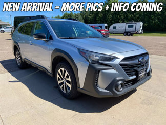 Used 2023 Subaru Outback Premium image 1