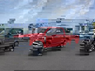 New 2025 Ford F250 4x4 Crew Cab Super Duty image 1