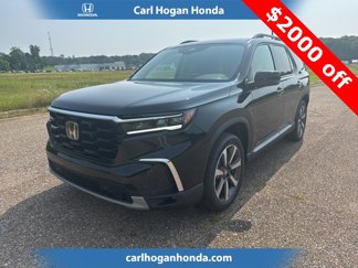 New 2025 Honda Pilot Touring image 1