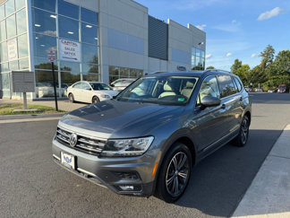Used 2019 Volkswagen Tiguan SEL image 1