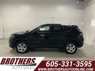 Used 2024 Jeep Compass Sport image 1