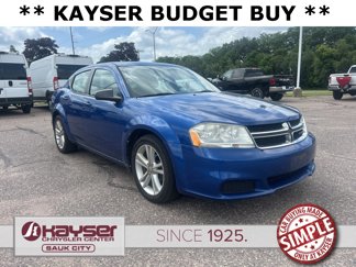 Used 2013 Dodge Avenger SE image 1