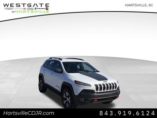 Used 2018 Jeep Cherokee Trailhawk image 1