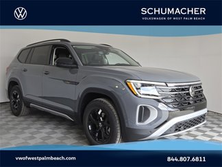 New 2025 Volkswagen Atlas Peak Edition SE image 1