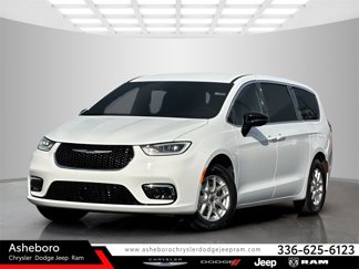 New 2025 Chrysler Pacifica Select image 1