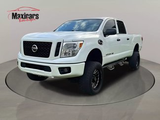 Used 2017 Nissan Titan S image 1