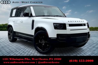 Used 2025 Land Rover Defender 110 V8 image 1