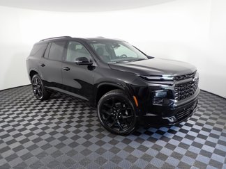New 2025 Chevrolet Traverse RS w/ LPO, Floor Liner Package image 1