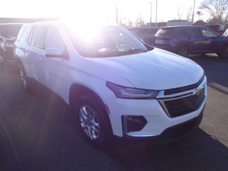 Used 2022 Chevrolet Traverse LS image 1