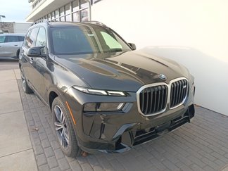 New 2025 BMW X7 M60i image 1