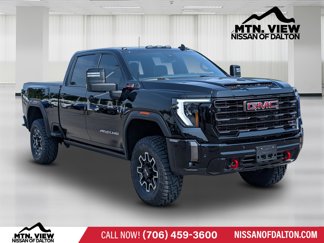 Used 2024 GMC Sierra 2500 AT4X image 1