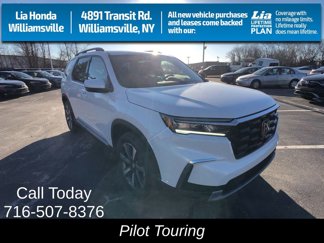 New 2025 Honda Pilot Touring image 1