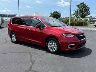 New 2025 Chrysler Pacifica Select image 1