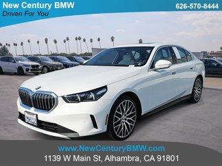 Used 2024 BMW 540i xDrive w/ Premium Package image 1