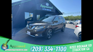Used 2020 Nissan Rogue SV w/ Premium Package image 1