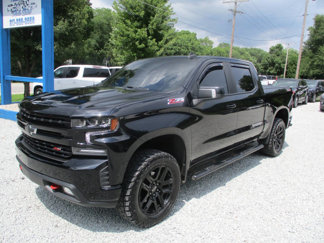 Used 2021 Chevrolet Silverado 1500 LT Trail Boss w/ Convenience Package II image 1