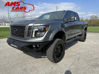 Used 2019 Nissan Titan SV w/ SV Convenience Package image 1