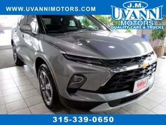 Used 2025 Chevrolet Blazer LT image 1
