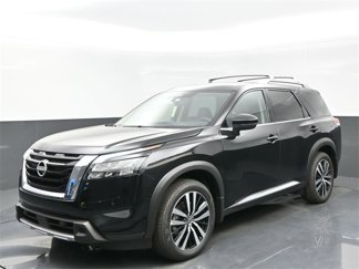New 2025 Nissan Pathfinder Platinum image 1