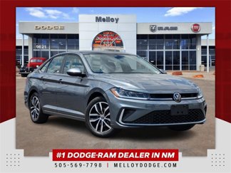 Used 2025 Volkswagen Jetta SE image 1