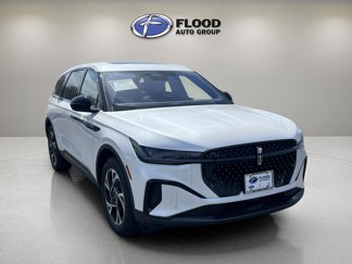 New 2025 Lincoln Nautilus Premier image 1