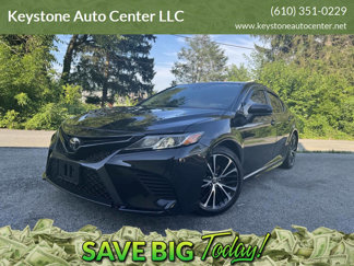 Used 2020 Toyota Camry SE image 1