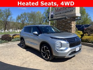Used 2024 Mitsubishi Outlander SE image 1