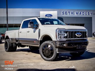 Used 2025 Ford F450 King Ranch w/ FX4 Off-Road Package image 1