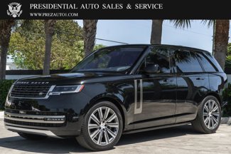Used 2023 Land Rover Range Rover SE image 1