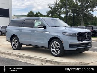 New 2025 Lincoln Navigator L Reserve image 1