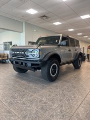 New 2024 Ford Bronco Badlands w/ Sasquatch Package image 1