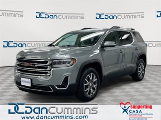 Used 2023 GMC Acadia SLT image 1
