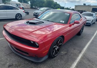 Used 2016 Dodge Challenger R/T Scat Pack image 1