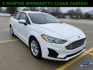 Used 2020 Ford Fusion SE image 1