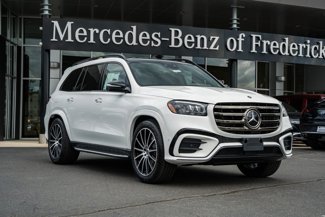 New 2025 Mercedes-Benz GLS 580 4MATIC image 1